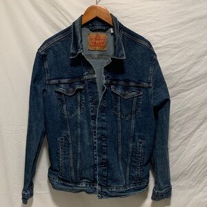 EUC Classic Levi’s Red Tab Denim Jacket XL
